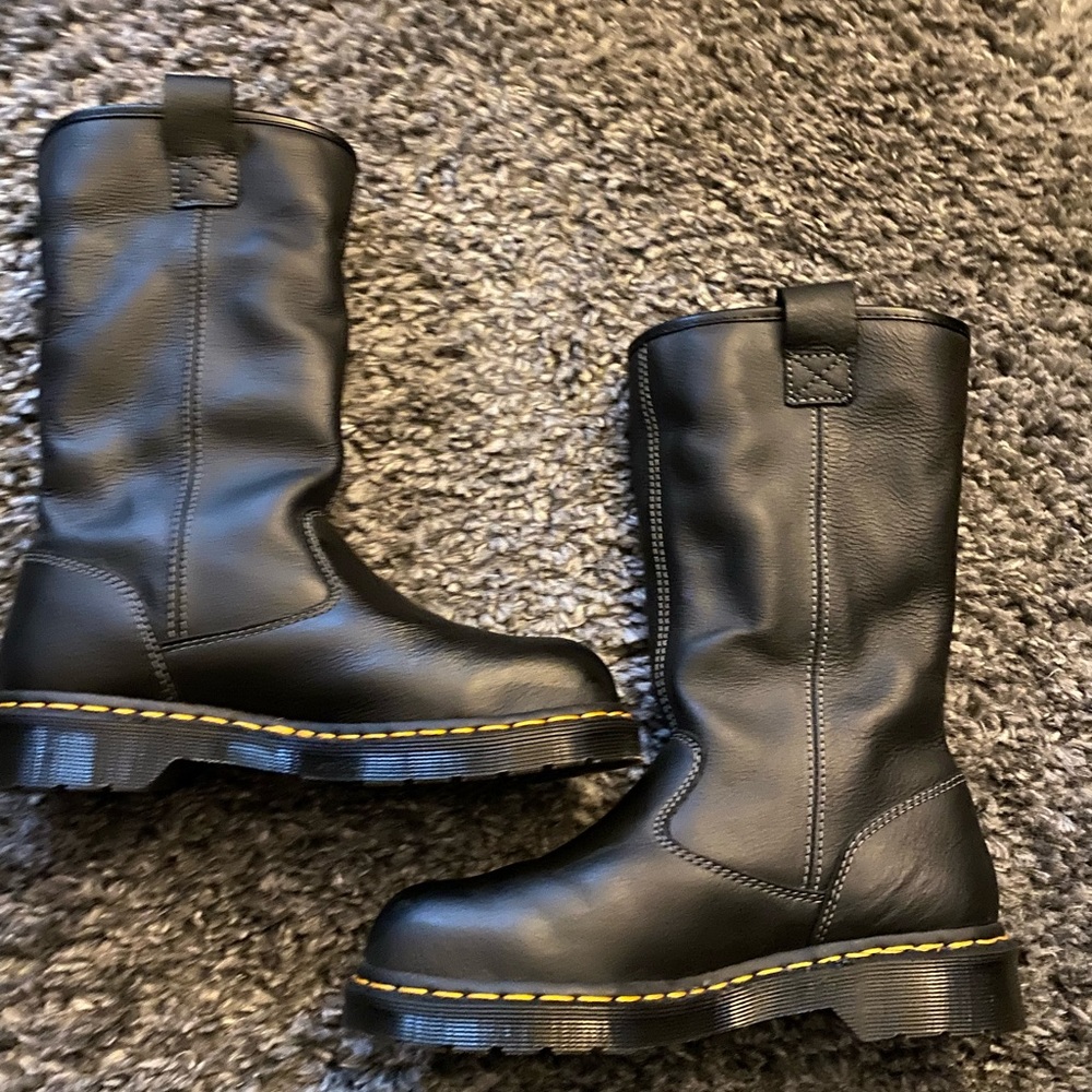 Dr. Marten Steel Toe Belsay 4UK/6US